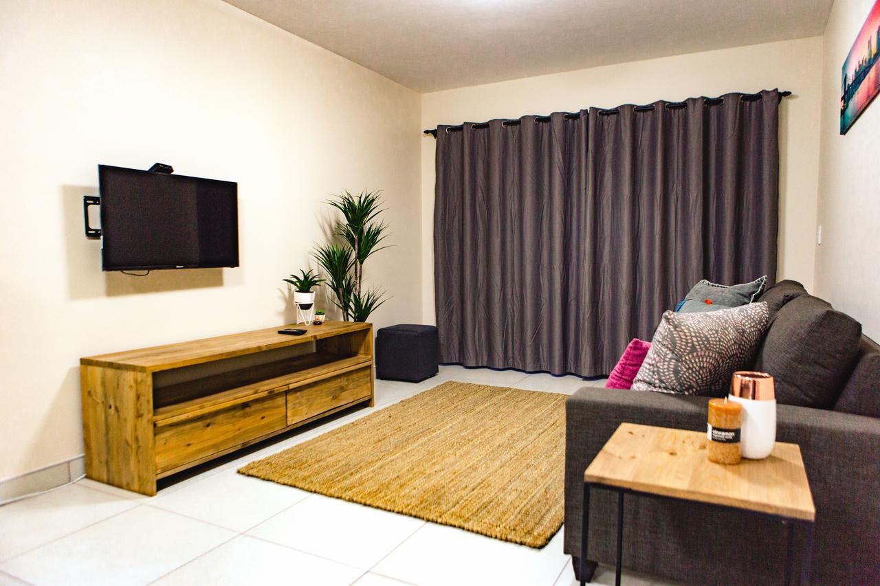 The Living Collective Apartments Pietermaritzburg Esterno foto
