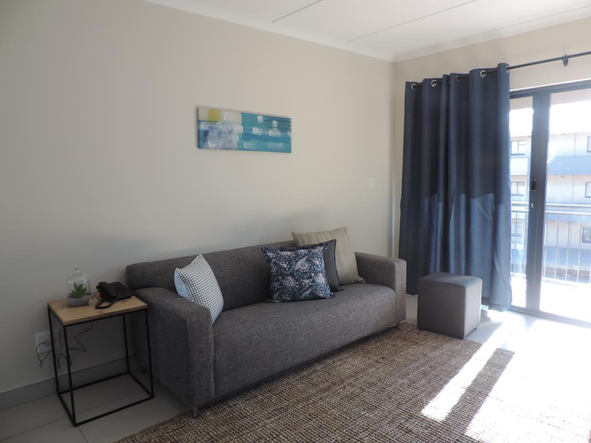 The Living Collective Apartments Pietermaritzburg Esterno foto